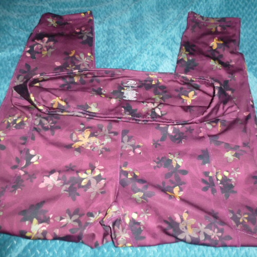Pro Player Floral Capri Leggings Size Large Athletic Workout Pockets